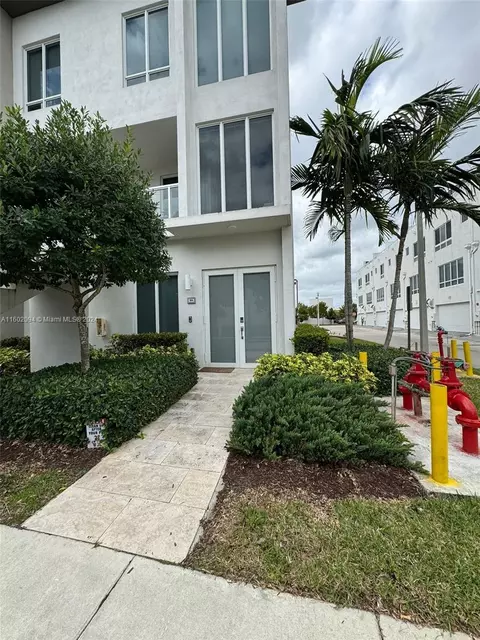 6310 NW 103rd Pl #106, Doral, FL 33178