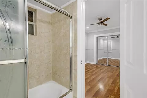 933 W 77th St #933, Hialeah, FL 33014 photo 9