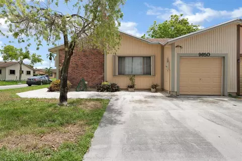 9650 W Elm Ln, Miramar, FL 33025