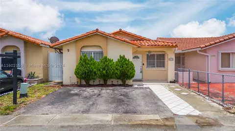 6430 W 25th Ln, Hialeah, FL 33016