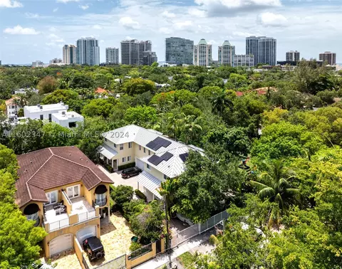 3075 Allamanda St #3075, Miami, FL 33133