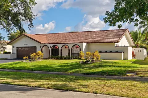 8239 Shadow Wood Blvd, Coral Springs, FL 33071