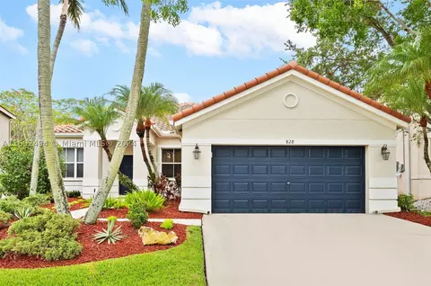 828 Azalea Pl, Weston, FL 33327