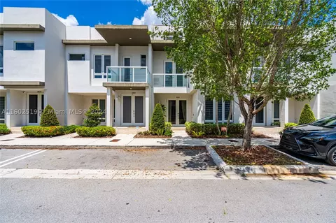 6462 NW 103rd Psge, Doral, FL 33178