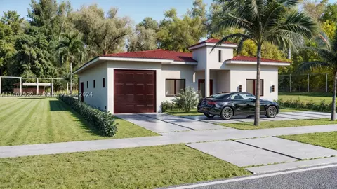 904 NE 5th Ave, Homestead, FL 33030