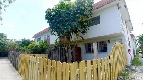 1510 NE 151st St #103, North Miami Beach, FL 33162