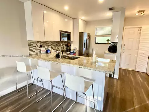 15706 E Waterside Cir #205, Sunrise, FL 33326
