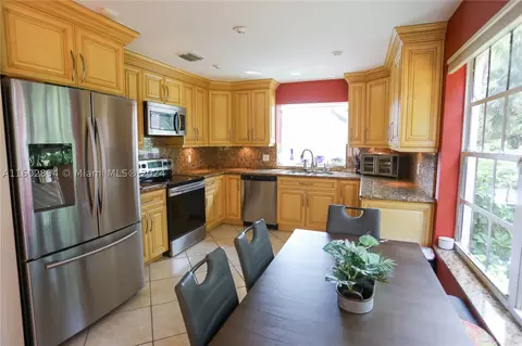9310 NW 50th Doral Cir S #9310, Doral, FL 33178
