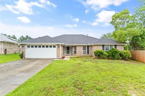 7408 Chimney Pines Dr, Pensacola, FL 32526
