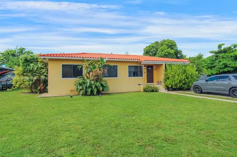 50 W 53rd St, Hialeah, FL 33012