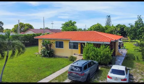 50 W 53rd St, Hialeah, FL 33012 photo 3