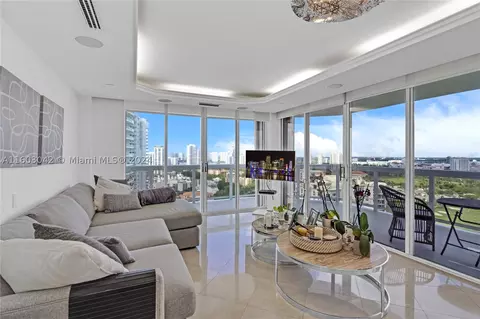 20185 E Country Club Dr #2305, Aventura, FL 33180