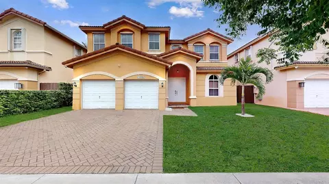 10948 NW 80th Ln, Doral, FL 33178