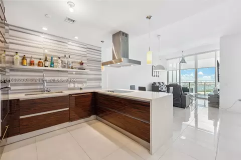 1100 Biscayne Blvd #4303, Miami, FL 33132