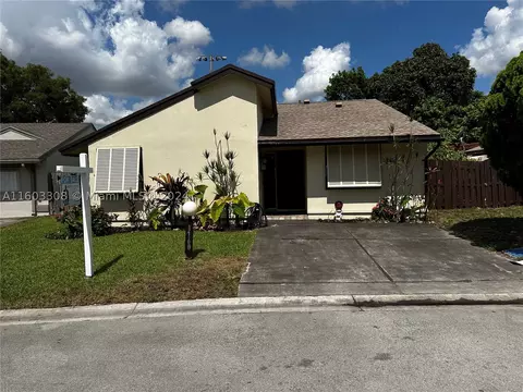 1760 SW 87th Ter, Miramar, FL 33025