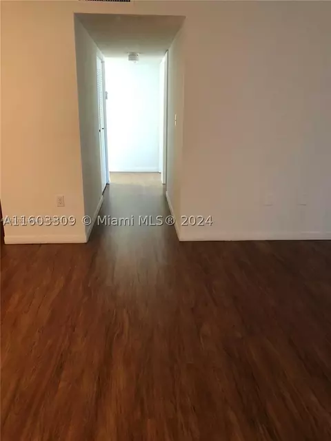 7415 SW 152nd Ave #7-207, Miami, FL 33193