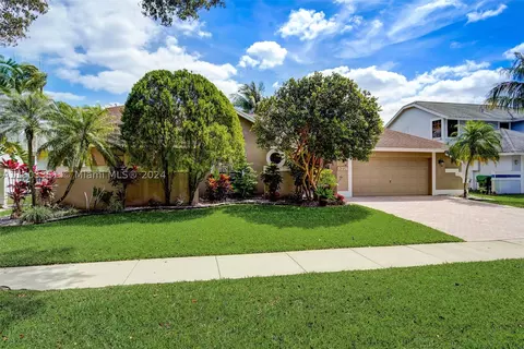5726 SW 89th Way, Cooper City, FL 33328