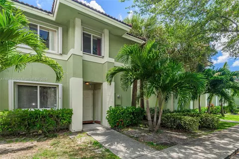 Undisclosed, Hollywood, FL 33023