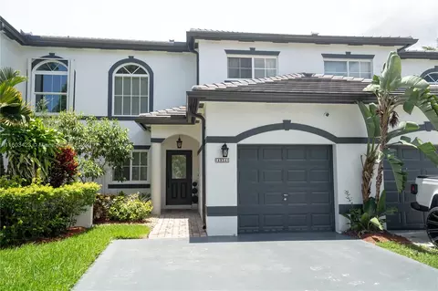 4954 SW 129th Ter, Miramar, FL 33027