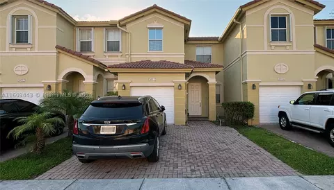 8613 NW 112th Pl #8613, Doral, FL 33178