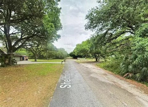 1504 Sheldon Ave, Lehigh Acres, FL 33972