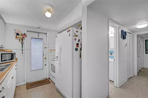 Other - 5100 E 8th Ave, Hialeah, FL 33013 photo 2 of 8
