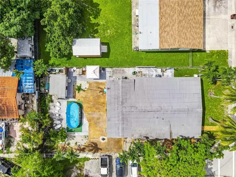 View/Area - 5100 E 8th Ave, Hialeah, FL 33013 photo 1 of 5