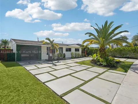 8015 SW 101st Ave, Miami, FL 33173