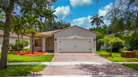 12421 SW 45th Dr, Miramar, FL 33027