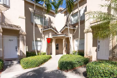 2215 SE 23rd Ter #2215, Homestead, FL 33035