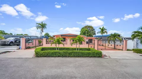 620 E 61st St, Hialeah, FL 33013 photo 3