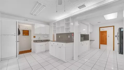 620 E 61st St, Hialeah, FL 33013 photo 16