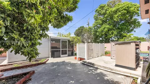 620 E 61st St, Hialeah, FL 33013 photo 38
