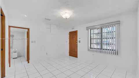 620 E 61st St, Hialeah, FL 33013 photo 10