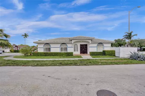 3131 W 79th Pl, Hialeah, FL 33018 photo 1