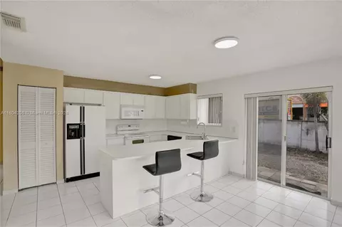 3131 W 79th Pl, Hialeah, FL 33018 photo 11