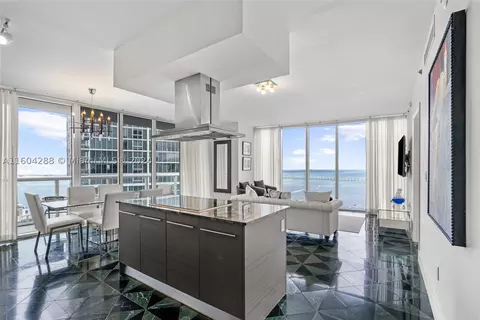 485 Brickell Ave #4310, Miami, FL 33131