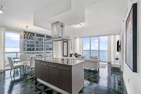 485 Brickell Ave #4310, Miami, FL 33131