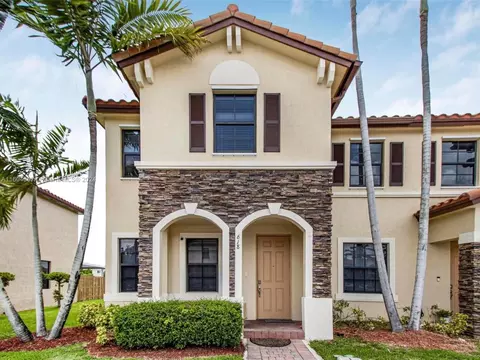 618 SE 32nd Ave #618, Homestead, FL 33033