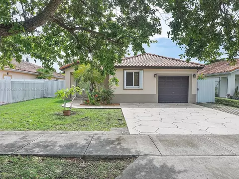 23061 SW 124th Ct, Miami, FL 33170