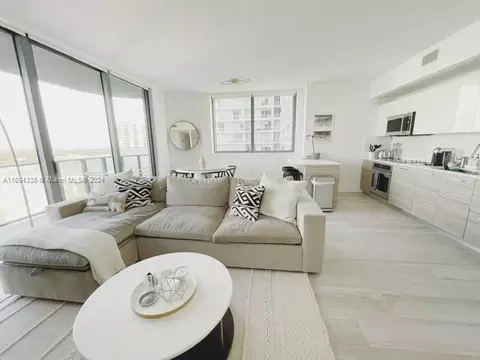 121 NE 34th St #1409, Miami, FL 33137