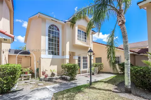 15253 SW 111th St, Miami, FL 33196