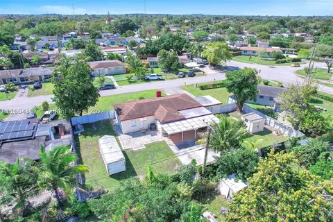6195 Plunkett St, Hollywood, FL 33023