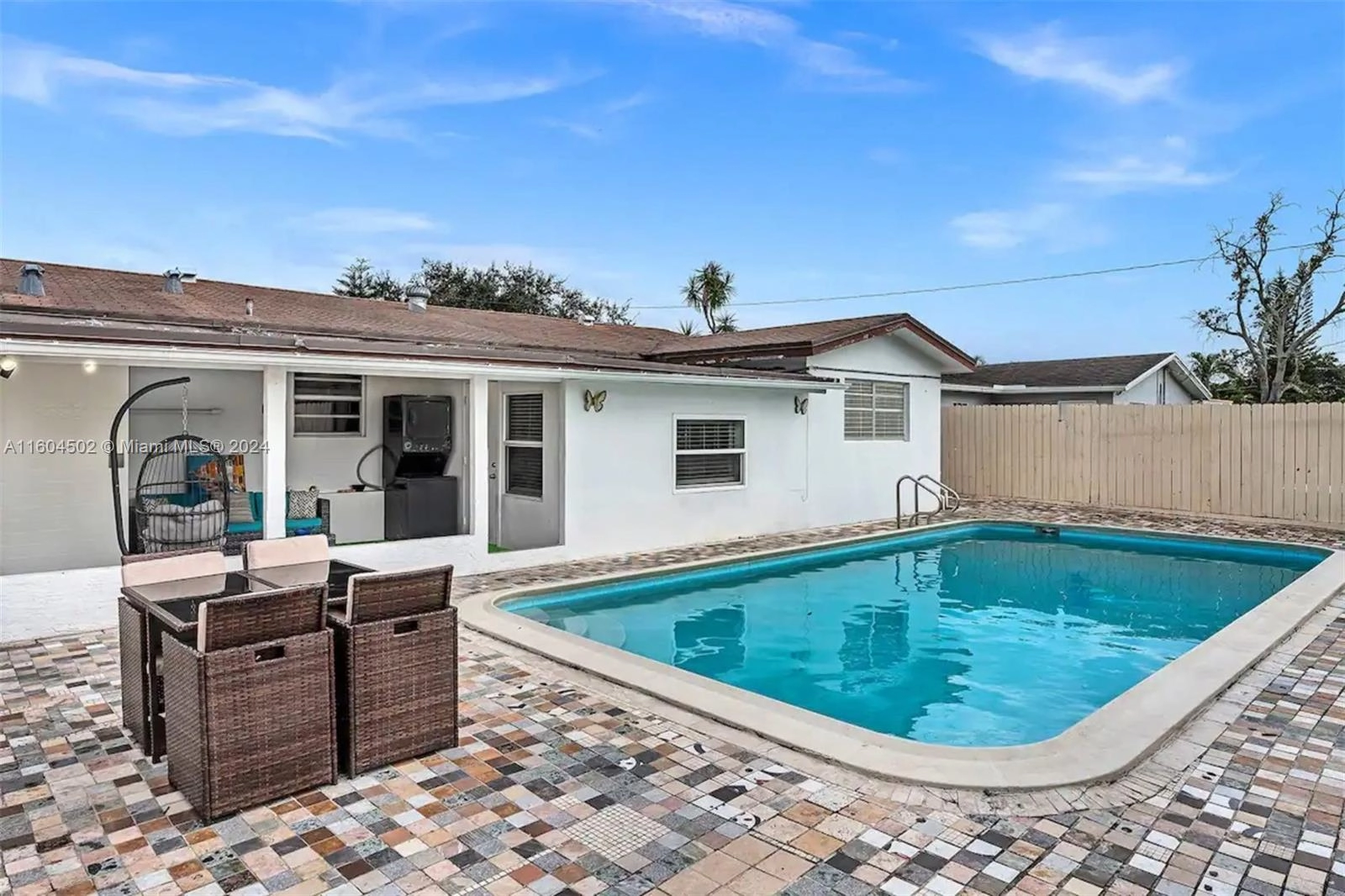 2340 N 66th Ter  