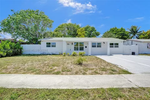 4041 NW 3rd Ave, Pompano Beach, FL 33064