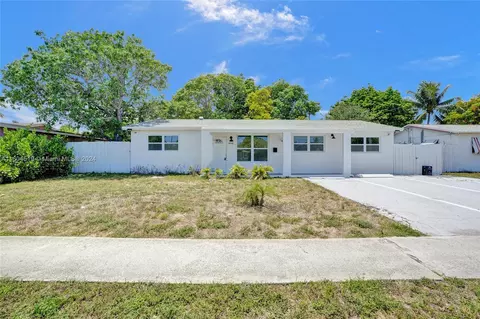 4041 NW 3rd Ave, Pompano Beach, FL 33064