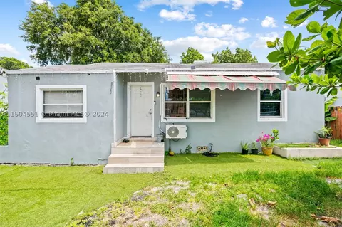 833 NW 75th St, Miami, FL 33150
