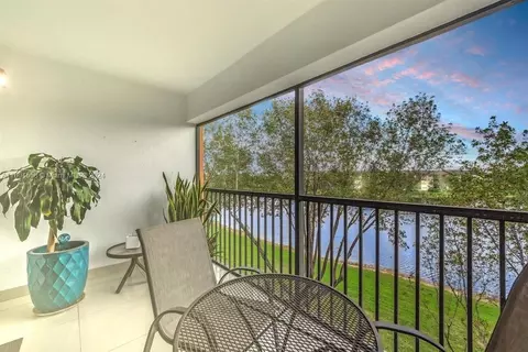 701 SW 141st Ave #412R, Pembroke Pines, FL 33027