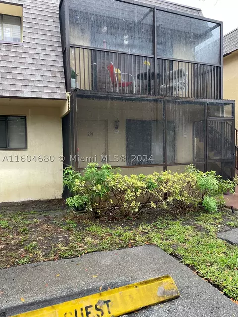1265 S Flagler Ave #210, Pompano Beach, FL 33060