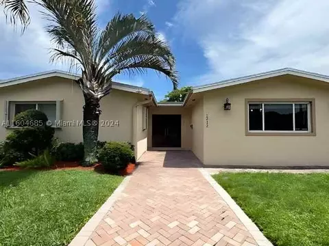 1212 NE 176th Ter, North Miami Beach, FL 33162